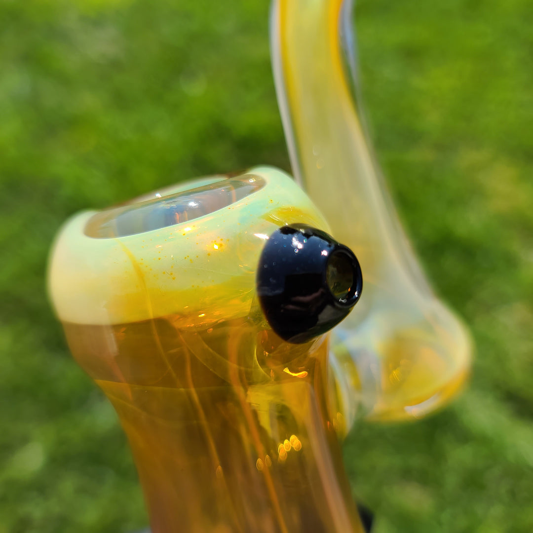 Gold Fumed Bubbler with Black Carb Glass Pipe Cose Glass   