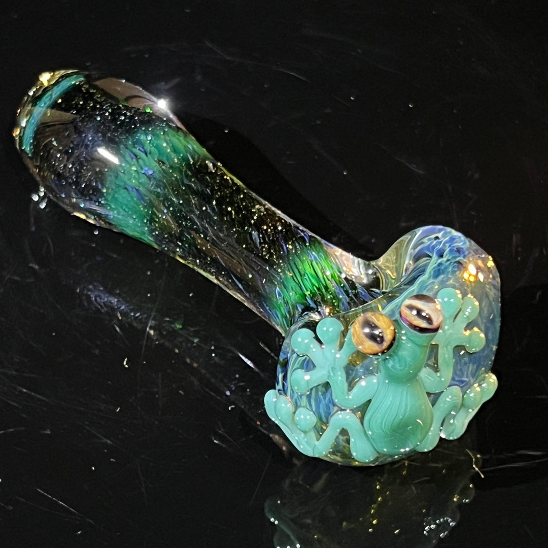 Exp Green Frog Spoon Glass Pipe Beezy Glass   