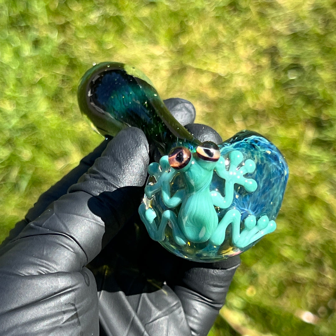 Exp Green Frog Spoon Glass Pipe Beezy Glass   