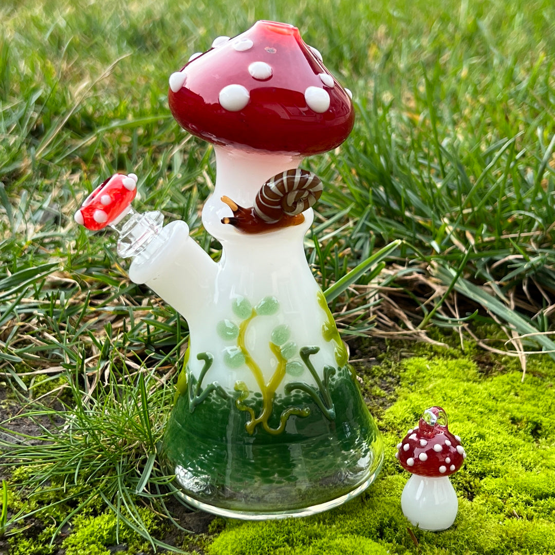 Mushy Rig with Snail Glass Pipe Fiona Phoenix Fire   