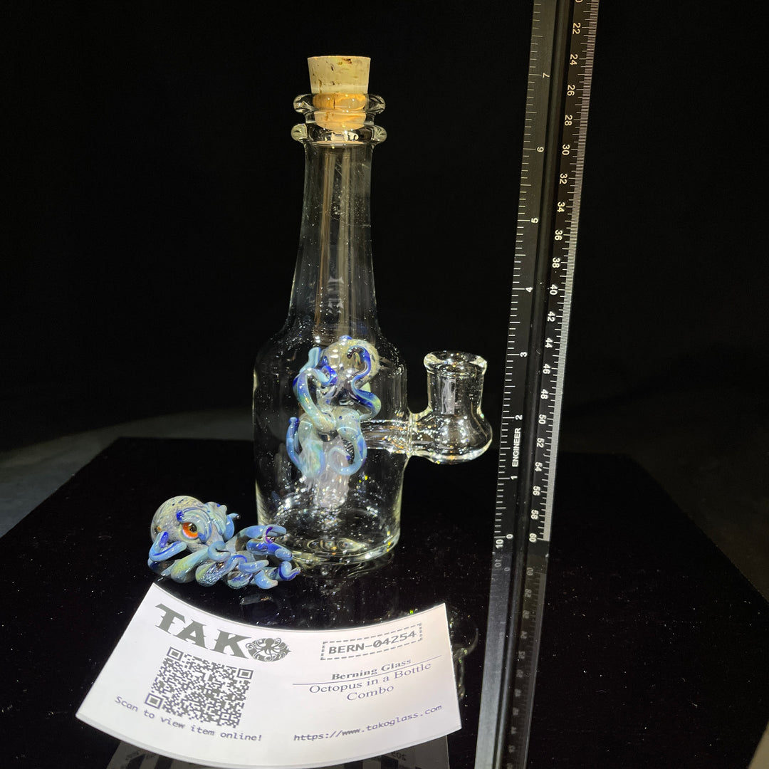 Octopus in a Bottle Combo Glass Pipe Berning Glass   