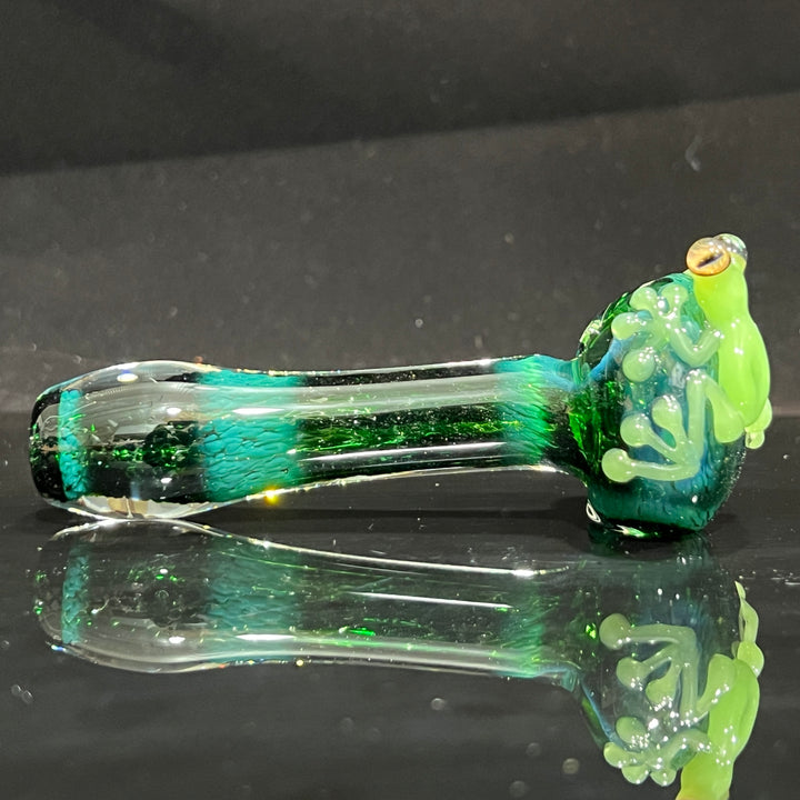 Exp Green Frog Spoon Glass Pipe Beezy Glass   