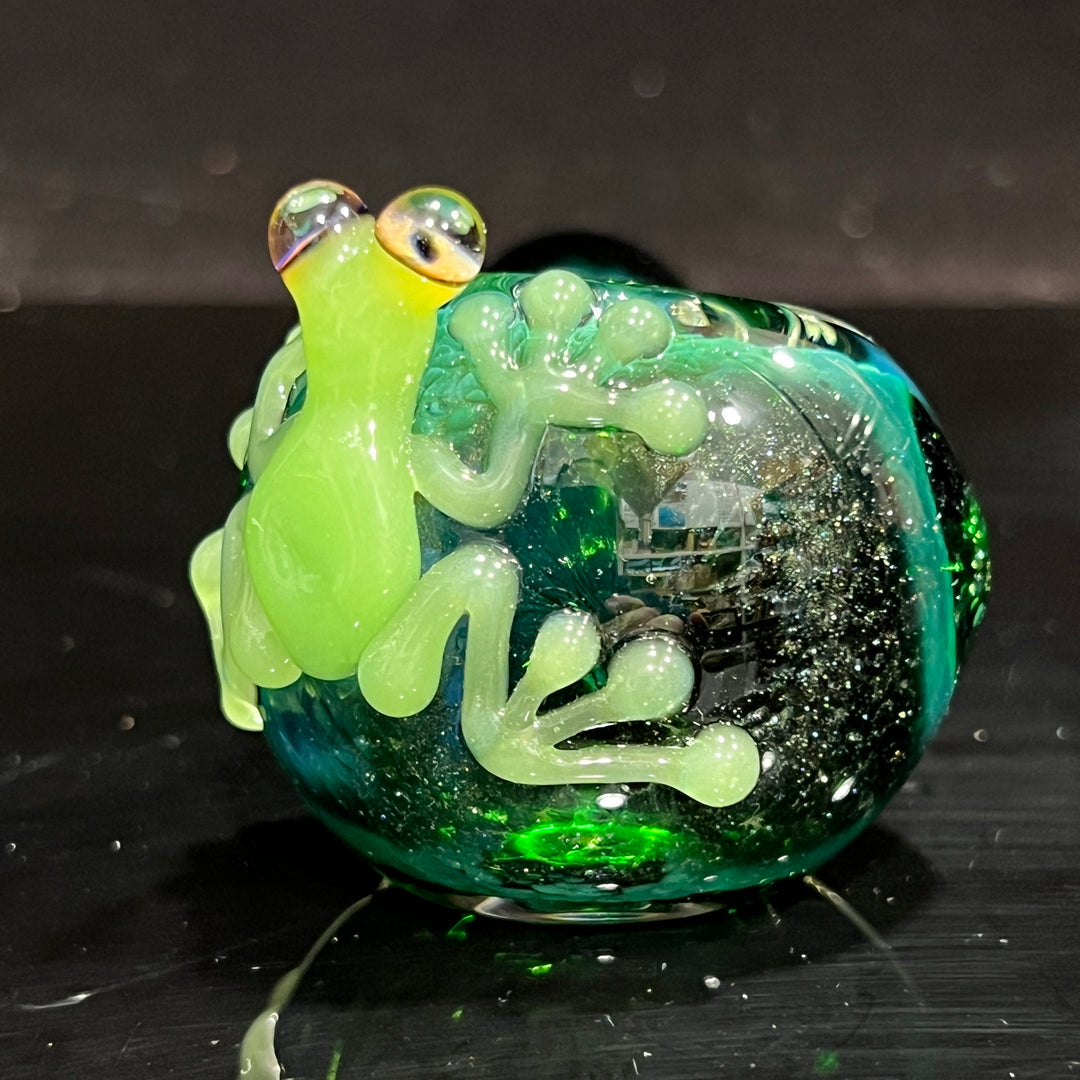 Exp Green Frog Spoon Glass Pipe Beezy Glass   