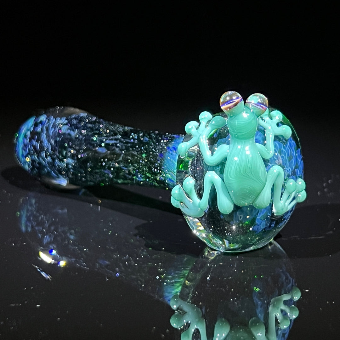 Exp Green Frog Spoon Glass Pipe Beezy Glass   