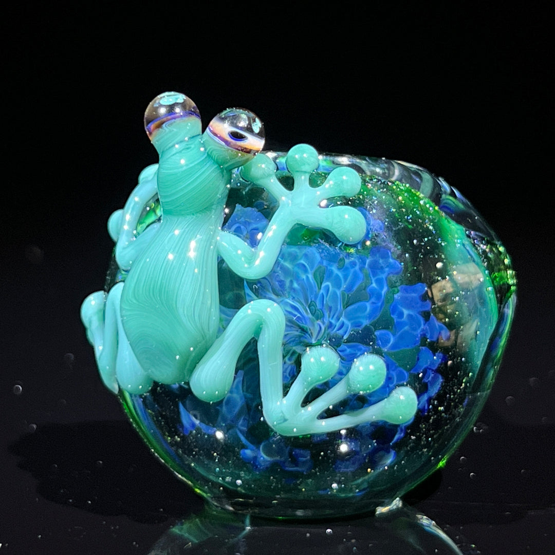 Exp Green Frog Spoon Glass Pipe Beezy Glass   