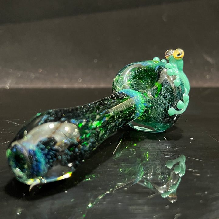 Exp Green Frog Spoon Glass Pipe Beezy Glass   