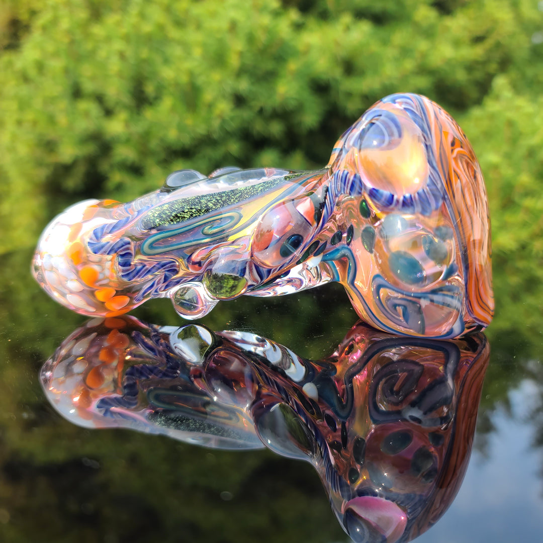 Molten Thick and Twisted Pipe Glass Pipe Molten Imagination   