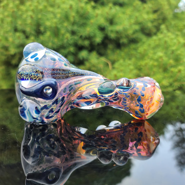Molten Thick and Twisted Pipe Glass Pipe Molten Imagination   