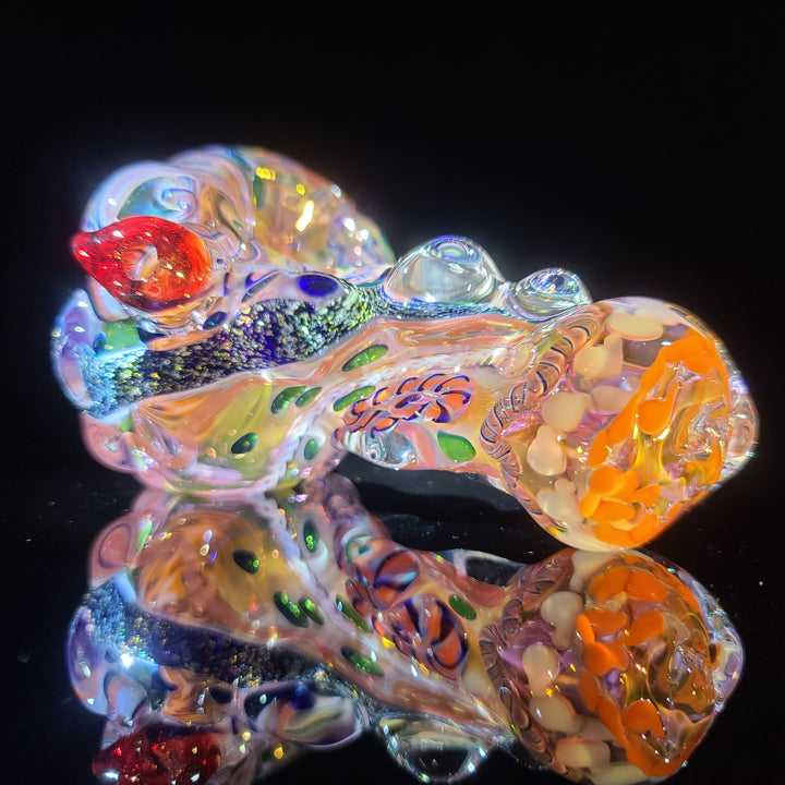 Molten Thick and Twisted Pipe Glass Pipe Molten Imagination   
