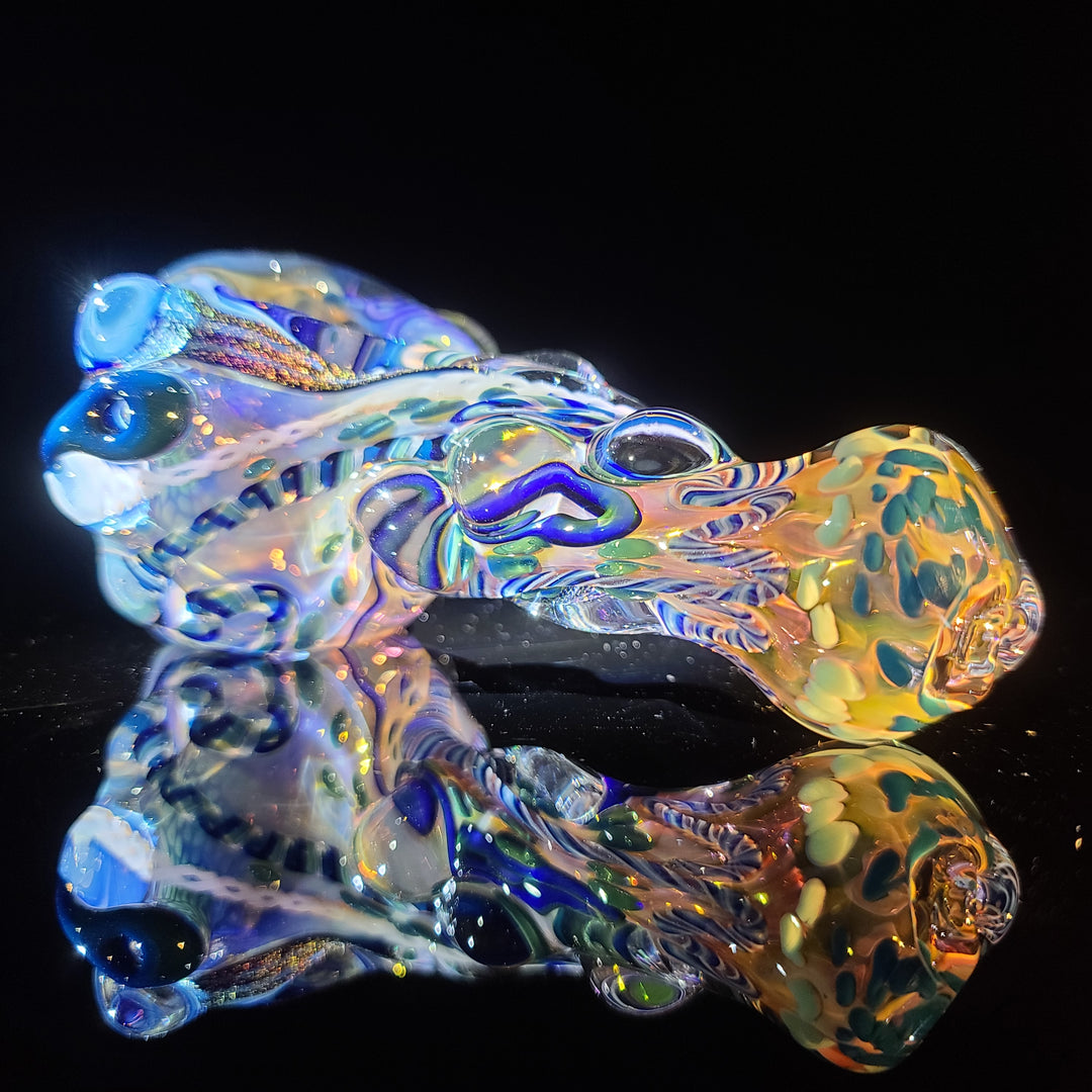 Molten Thick and Twisted Pipe Glass Pipe Molten Imagination   