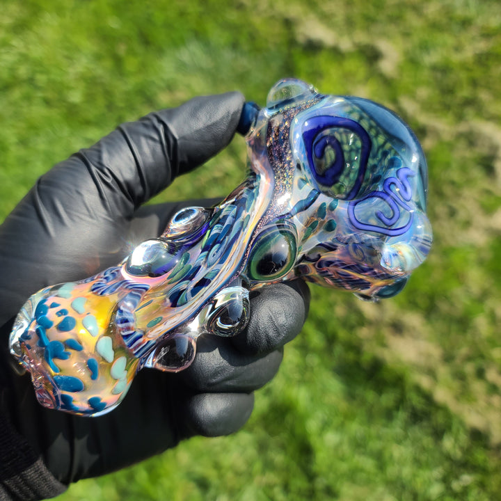 Molten Thick and Twisted Pipe Glass Pipe Molten Imagination   
