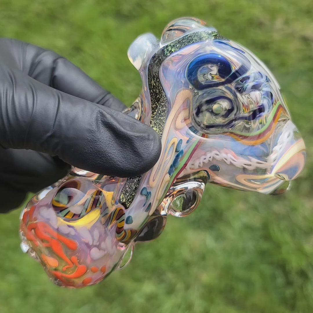 Molten Thick and Twisted Pipe