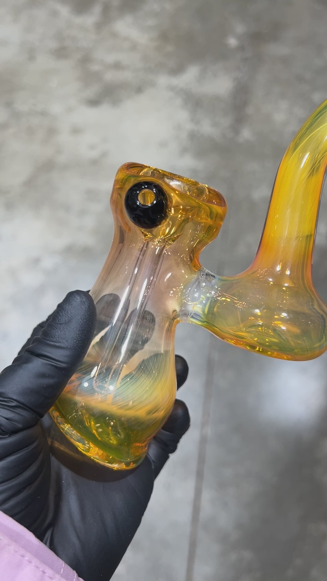 Gold Fume Bubbler with Black Carb