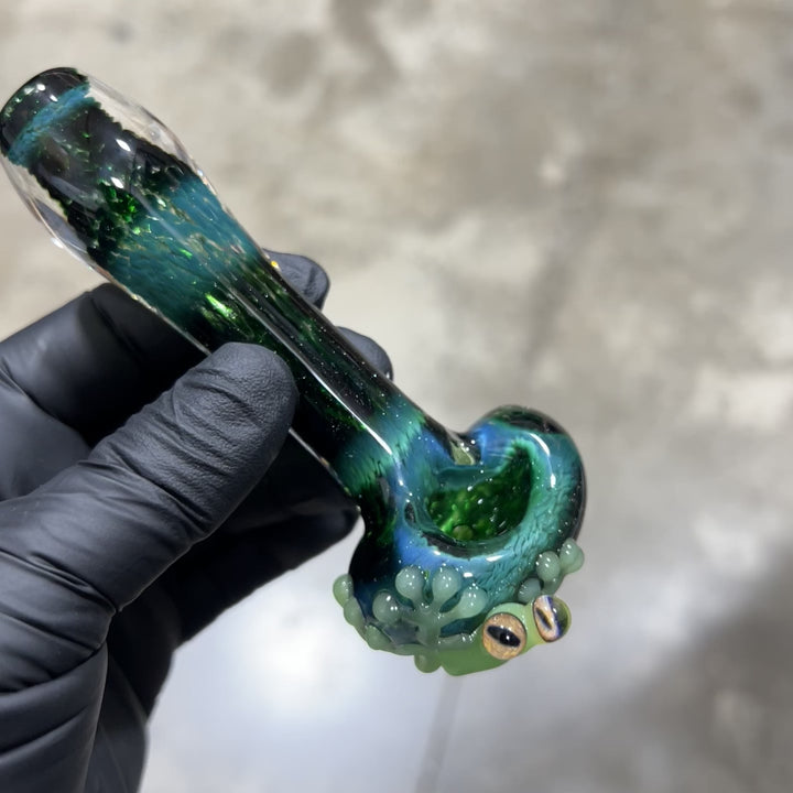 Exp Green Frog Spoon Glass Pipe Beezy Glass