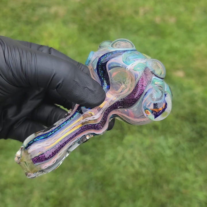 Molten Thick and Twisted Pipe